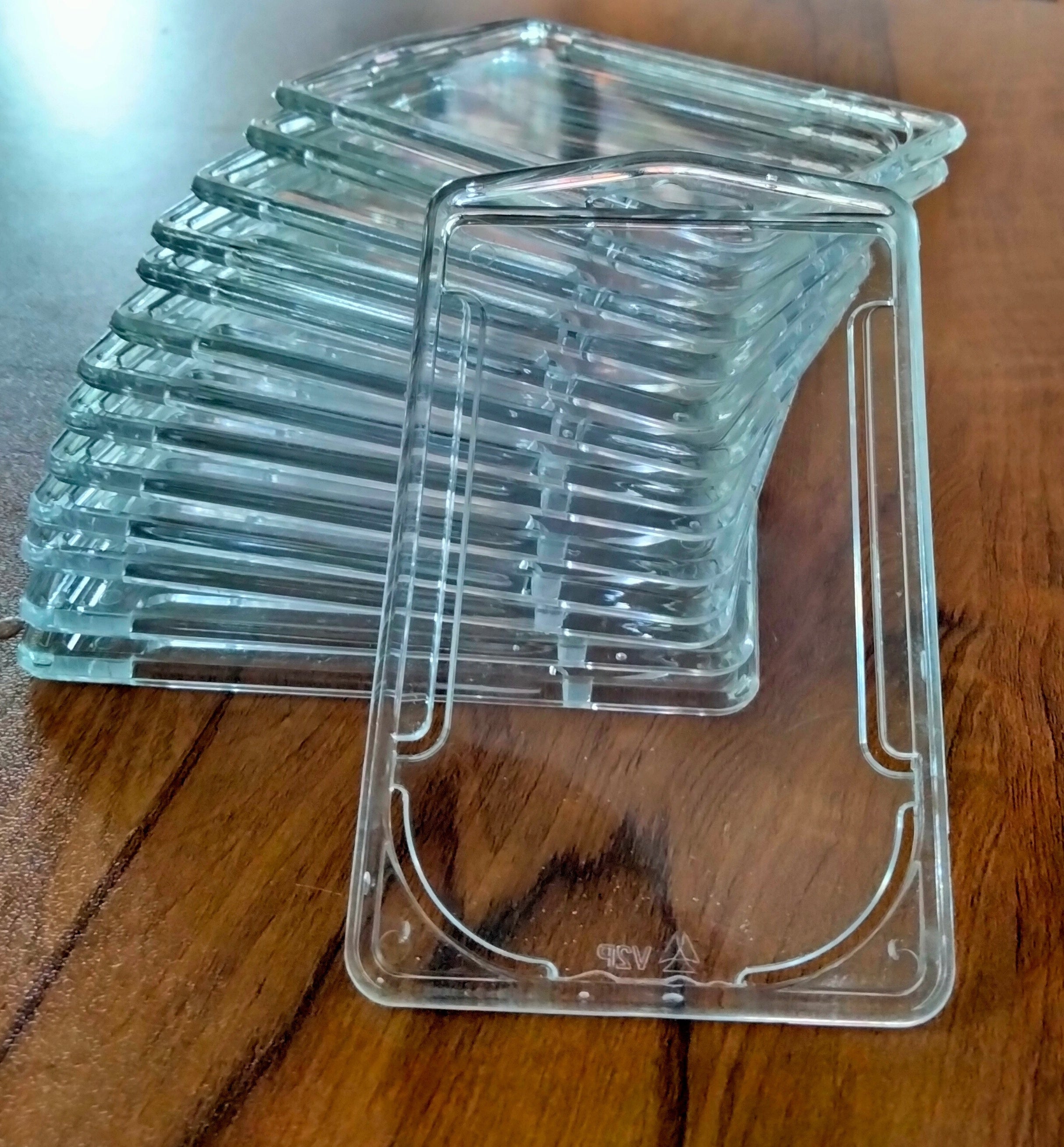 GLASS (CRYSTAL) HOLDER - PACK OF 100