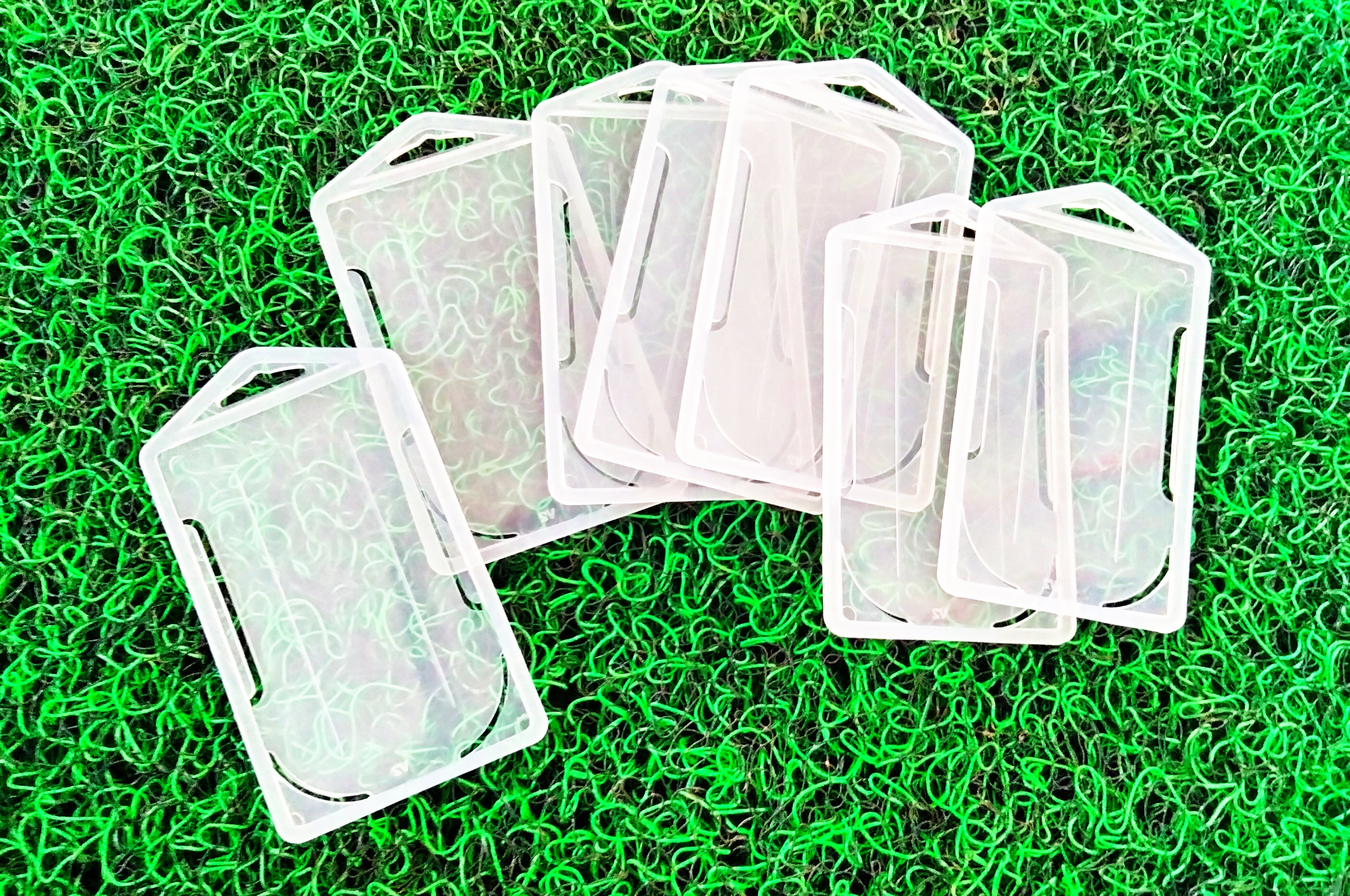 V2 TRANSPARENT PLASTIC HOLDER - PACK OF 100