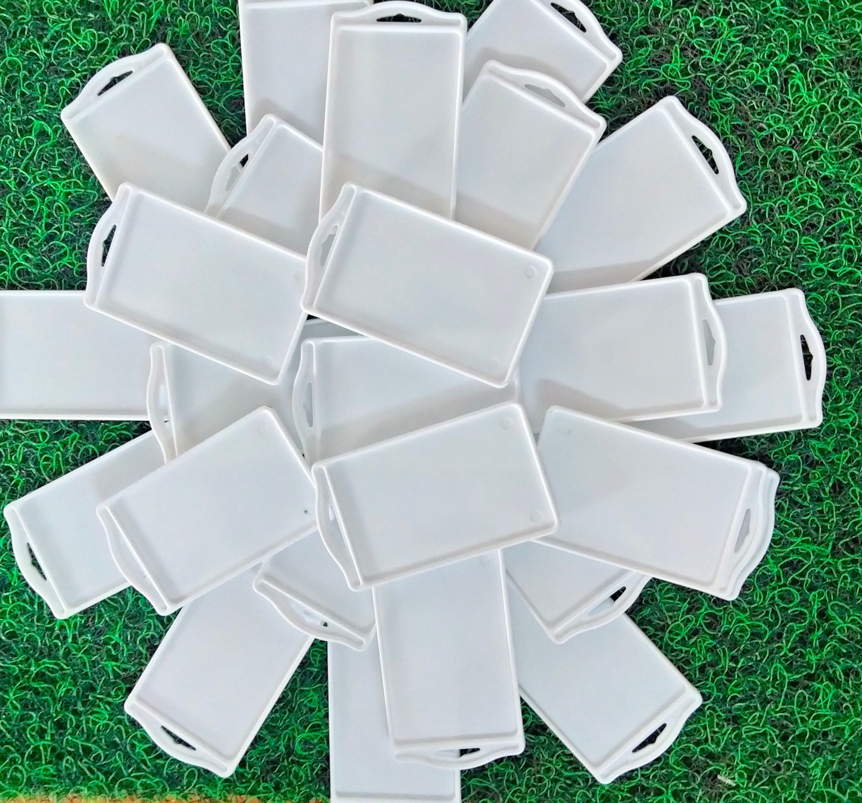 Chemical Sticky Holder - Pack of 100